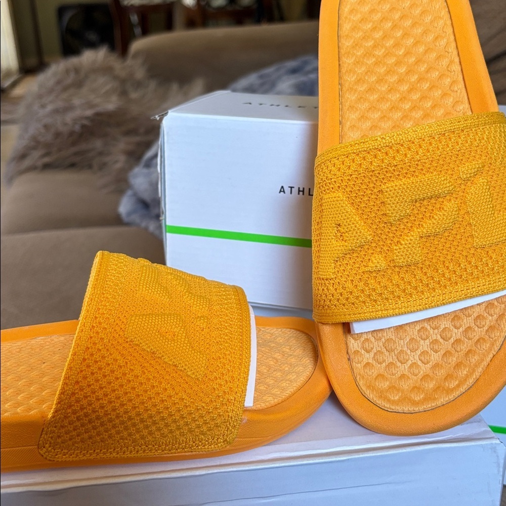 APL Big Logo TechLoom Slides Mango Orange Knit Sport Sandals NIB Size 7 - Picture 3 of 8